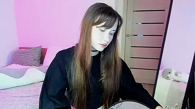 Snapshot of Stella_Sunny chatting on November 29, 2025, 12:00 am Stella Sunny online show from November 29, 2025, 12:00 am