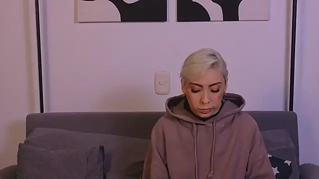 Snapshot of jane_hart_ chatting on February 26, 2025, 12:52 am jane hart online show from February 26, 2025, 12:52 am