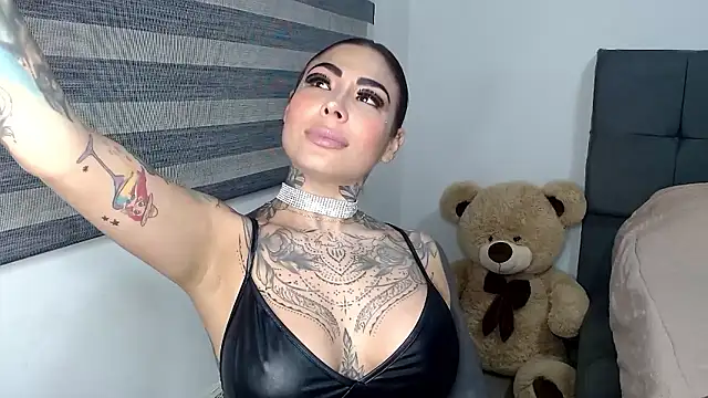 EmiliMontero online show from January 11, 2026, 2:07 am