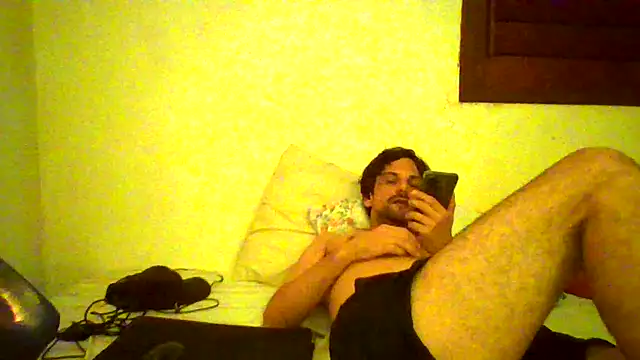 couplemilk online show from April 15, 2026, 12:27 am