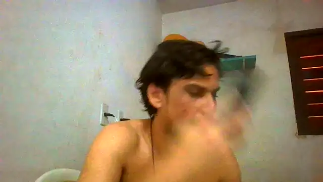 Snapshot of couplemilk chatting on July 16, 2026, 5:43 pm couplemilk online show from July 16, 2026, 5:43 pm