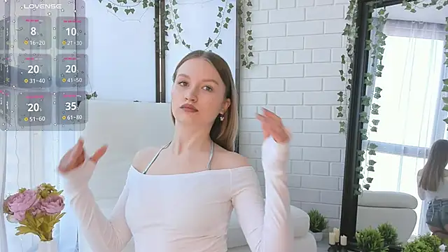 Snapshot of IsabellaTorrance chatting on March 23, 2025, 3:10 am IsabellaTorrance online show from March 23, 2025, 3:10 am