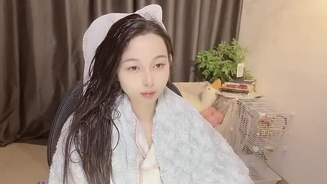 Gina-520 online show from February 8, 2026, 2:59 pm