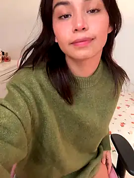 Snapshot of Adriennesexxx chatting on December 4, 2025, 6:29 pm Adriennesexxx online show from December 4, 2025, 6:29 pm