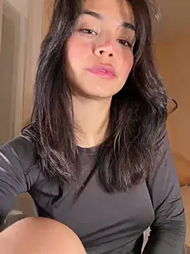 Adriennesexxx online show from February 15, 2026, 8:19 pm