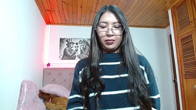 tifanny-squirt online show from October 26, 2025, 4:35 am