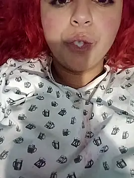 Snapshot of ValloletPainTabbo chatting on December 11, 2024, 10:14 am ValloletPainTabbo online show from December 11, 2024, 10:14 am