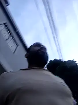 Snapshot of KaelMoreau chatting on November 9, 2025, 10:47 pm KaelMoreau online show from November 9, 2025, 10:47 pm