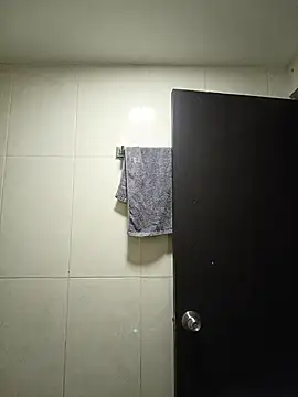 Snapshot of KaelMoreau chatting on November 28, 2025, 8:14 am KaelMoreau online show from November 28, 2025, 8:14 am