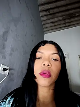 DIORA Latina online show from February 5, 2026, 5:47 am