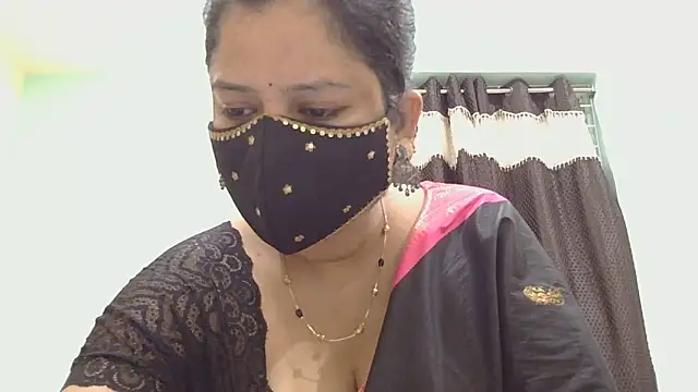 payal sharma1 online show from May 14, 2026, 1:52 pm