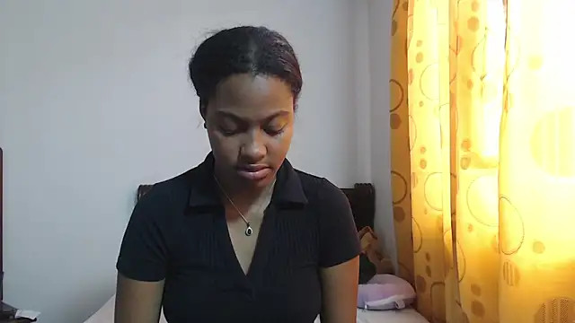 Snapshot of StormiHills chatting on November 19, 2025, 6:41 pm StormiHills online show from November 19, 2025, 6:41 pm