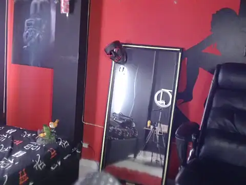 KLOE PIELL online show from April 7, 2026, 10:11 pm