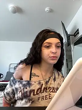 exoticmisfitt online show from January 31, 2026, 8:51 pm