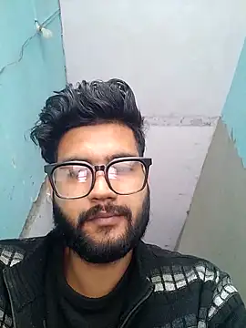 ModestZucchini65 online show from December 4, 2025, 5:39 am