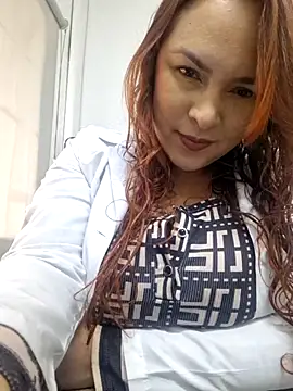 doctora-danna online show from October 11, 2025, 1:34 pm