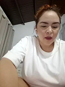 Snapshot of doctora-danna chatting on December 15, 2025, 9:26 am doctora-danna online show from December 15, 2025, 9:26 am