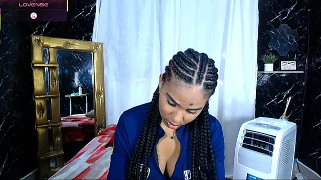 Hillary queen online show from November 10, 2025, 6:13 pm