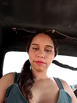 emma-19- online show from March 19, 2025, 9:37 pm