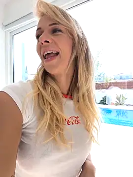 Snapshot of Lexa_xoxo chatting on February 15, 2026, 10:14 am Lexa xoxo online show from February 15, 2026, 10:14 am
