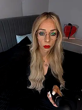 Snapshot of Lexa_xoxo chatting on March 19, 2026, 11:21 am Lexa xoxo online show from March 19, 2026, 11:21 am