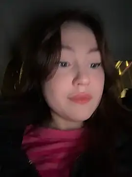 Snapshot of Peachy_Dream chatting on February 14, 2026, 6:08 pm Peachy Dream online show from February 14, 2026, 6:08 pm