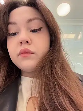 Snapshot of Peachy_Dream chatting on October 30, 2025, 8:45 am Peachy Dream online show from October 30, 2025, 8:45 am