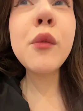 Snapshot of Peachy_Dream chatting on January 8, 2026, 1:06 pm Peachy Dream online show from January 8, 2026, 1:06 pm