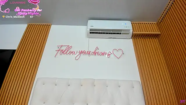 Snapshot of MartinaWestt chatting on June 14, 2026, 2:24 am MartinaWestt online show from June 14, 2026, 2:24 am