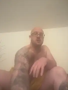 Snapshot of 666closetbiboy chatting on March 29, 2026, 8:27 am 666closetbiboy online show from March 29, 2026, 8:27 am