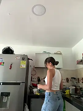 Penelope-Hot online show from July 15, 2026, 8:27 pm
