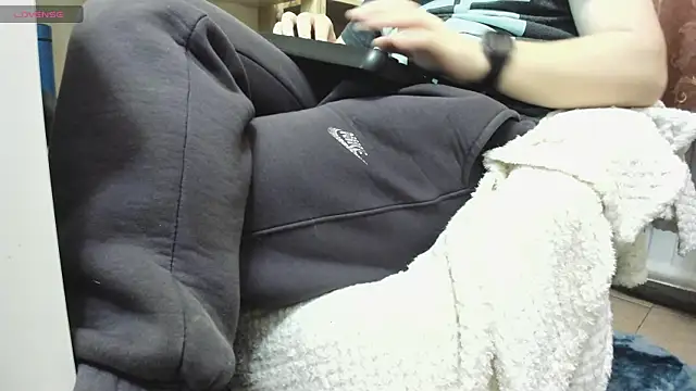 Snapshot of Queen_Sport chatting on December 1, 2025, 6:14 am Queen Sport online show from December 1, 2025, 6:14 am