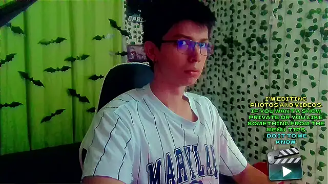 Snapshot of Andy_gray chatting on November 20, 2025, 3:02 pm Andy gray online show from November 20, 2025, 3:02 pm