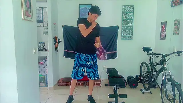 Snapshot of Andy_gray chatting on October 31, 2025, 4:36 pm Andy gray online show from October 31, 2025, 4:36 pm