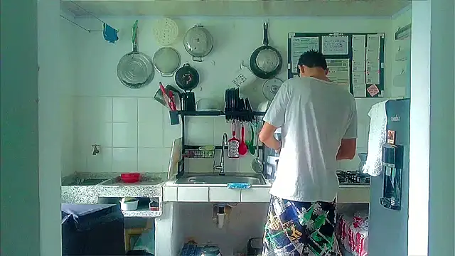 Snapshot of Andy_gray chatting on October 21, 2025, 12:04 pm Andy gray online show from October 21, 2025, 12:04 pm