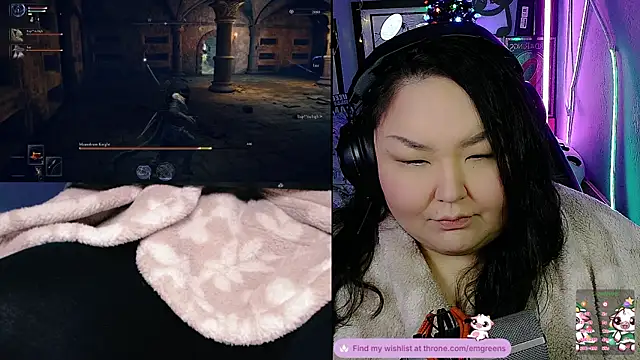 Snapshot of EmGreens chatting on November 22, 2025, 5:17 am EmGreens online show from November 22, 2025, 5:17 am