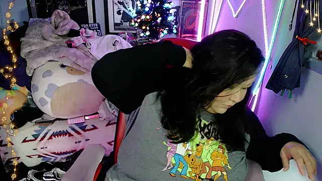 Snapshot of EmGreens chatting on November 29, 2025, 5:29 am EmGreens online show from November 29, 2025, 5:29 am