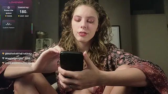 AyreenMoore online show from March 19, 2026, 5:57 pm