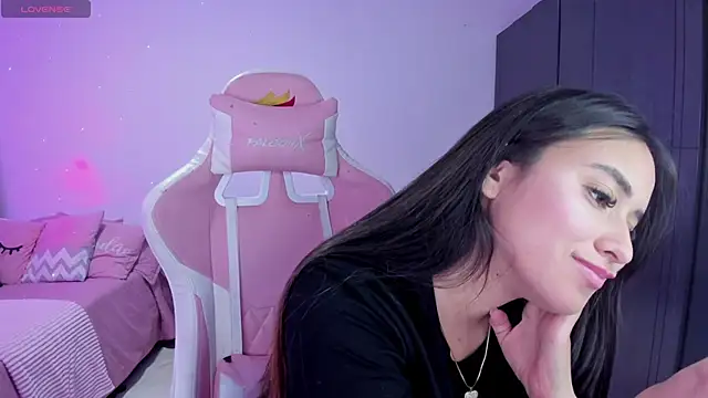 Snapshot of Tinylottie chatting on October 30, 2025, 6:27 pm Tinylottie online show from October 30, 2025, 6:27 pm