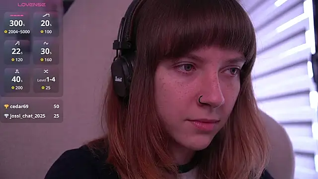 juliapie online show from October 3, 2025, 7:43 am