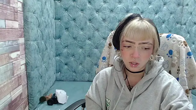 Snapshot of Samantha_Smiith chatting on October 7, 2025, 3:29 am Samantha Smiith online show from October 7, 2025, 3:29 am