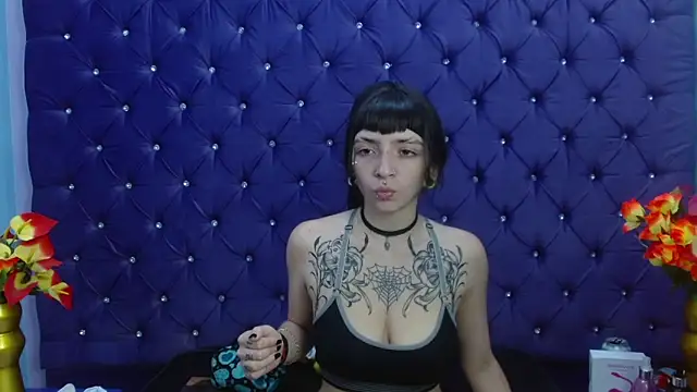 Snapshot of Samantha_Smiith chatting on March 5, 2025, 3:08 am Samantha Smiith online show from March 5, 2025, 3:08 am