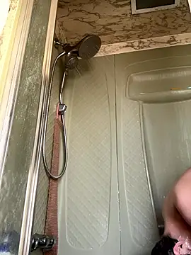 Snapshot of KatieBARBiE98 chatting on January 12, 2026, 2:24 pm KatieBARBiE98 online show from January 12, 2026, 2:24 pm