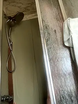 Snapshot of KatieBARBiE98 chatting on January 7, 2026, 6:24 pm KatieBARBiE98 online show from January 7, 2026, 6:24 pm