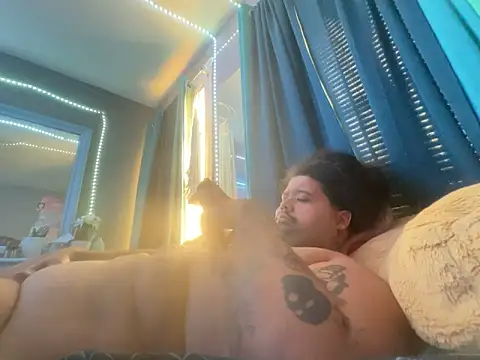 chubbydominican online show from February 14, 2025, 12:57 pm