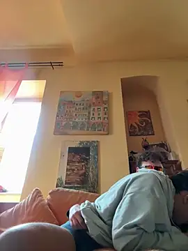 calleaaaa online show from November 19, 2025, 10:59 am