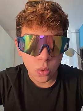 calleaaaa online show from November 13, 2025, 11:14 am