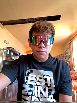 calleaaaa online show from November 10, 2025, 10:09 am