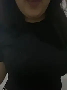 Snapshot of yassminsexy22 chatting on November 6, 2025, 10:14 pm yassminsexy22 online show from November 6, 2025, 10:14 pm