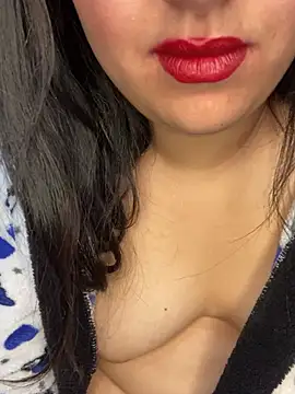 Snapshot of yassminsexy22 chatting on December 14, 2024, 6:30 pm yassminsexy22 online show from December 14, 2024, 6:30 pm